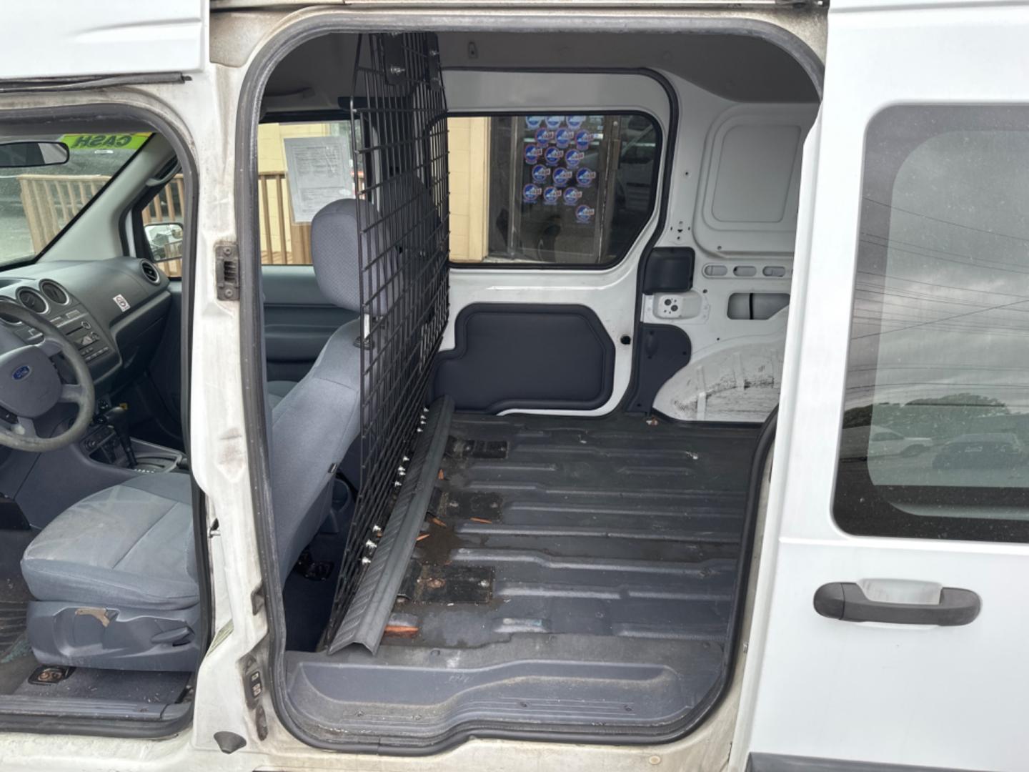 2013 White /black Ford Transit Connect (NM0LS6BN4DT) , located at 5700 Curlew Drive, Norfolk, VA, 23502, (757) 455-6330, 36.841885, -76.209412 - Photo#9